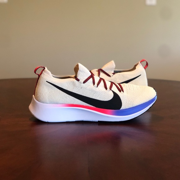 Nike Zoom Fly Flyknit Running Shoes - Picture 2 of 6
